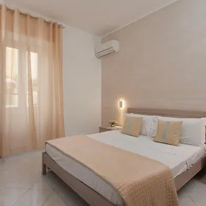 Bed & Breakfast Carolina 348 **