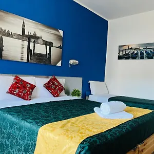 Venice Bed & Breakfast